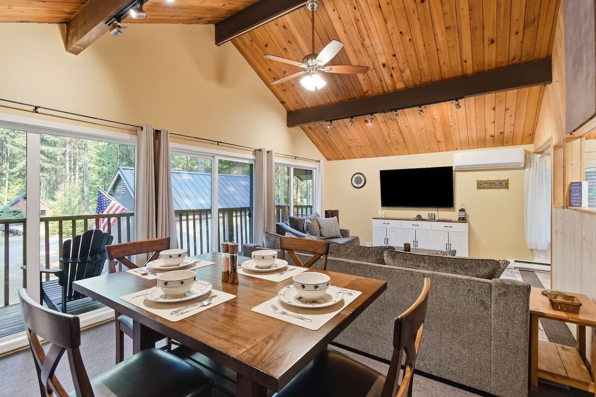 Short-term rental in Hoodsport, WA