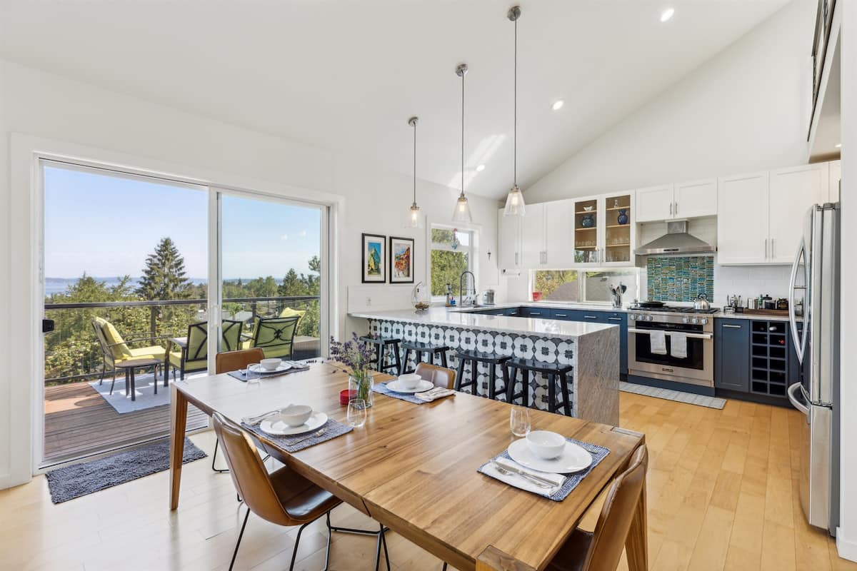Short-term rental in Seattle, WA